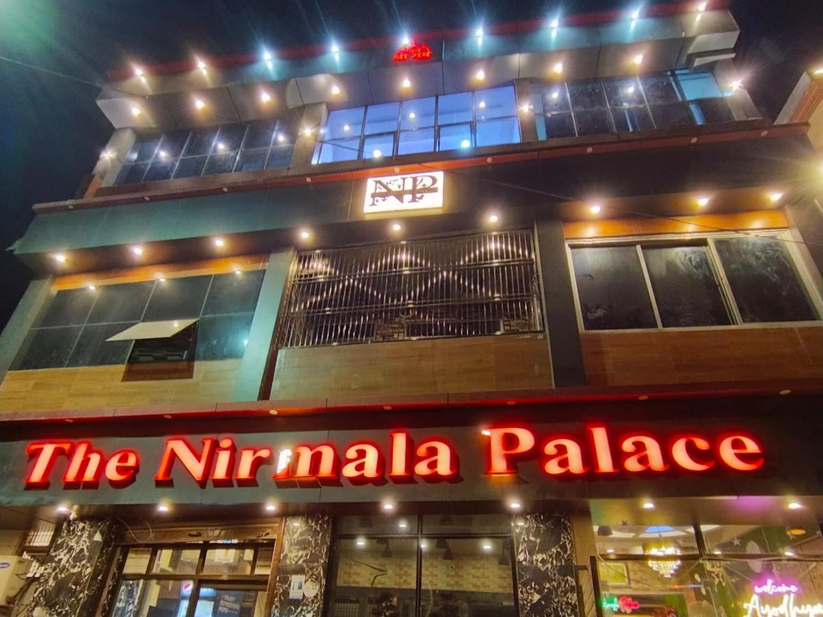 The Nirmala Palace Hotel Ayodhya Exterior foto