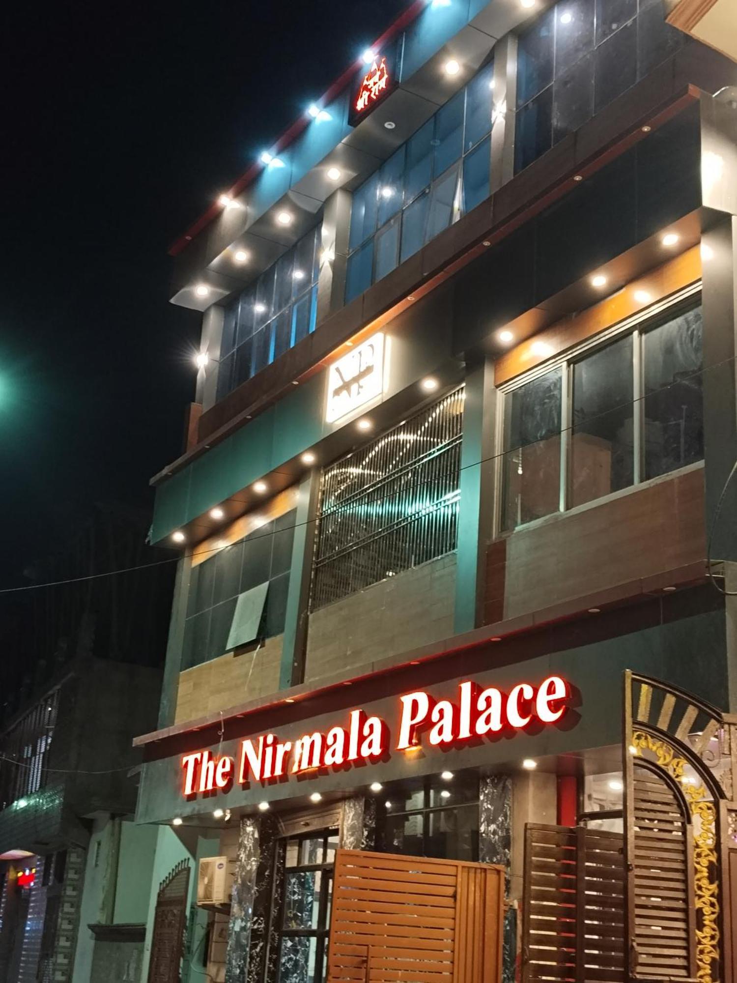 The Nirmala Palace Hotel Ayodhya Exterior foto